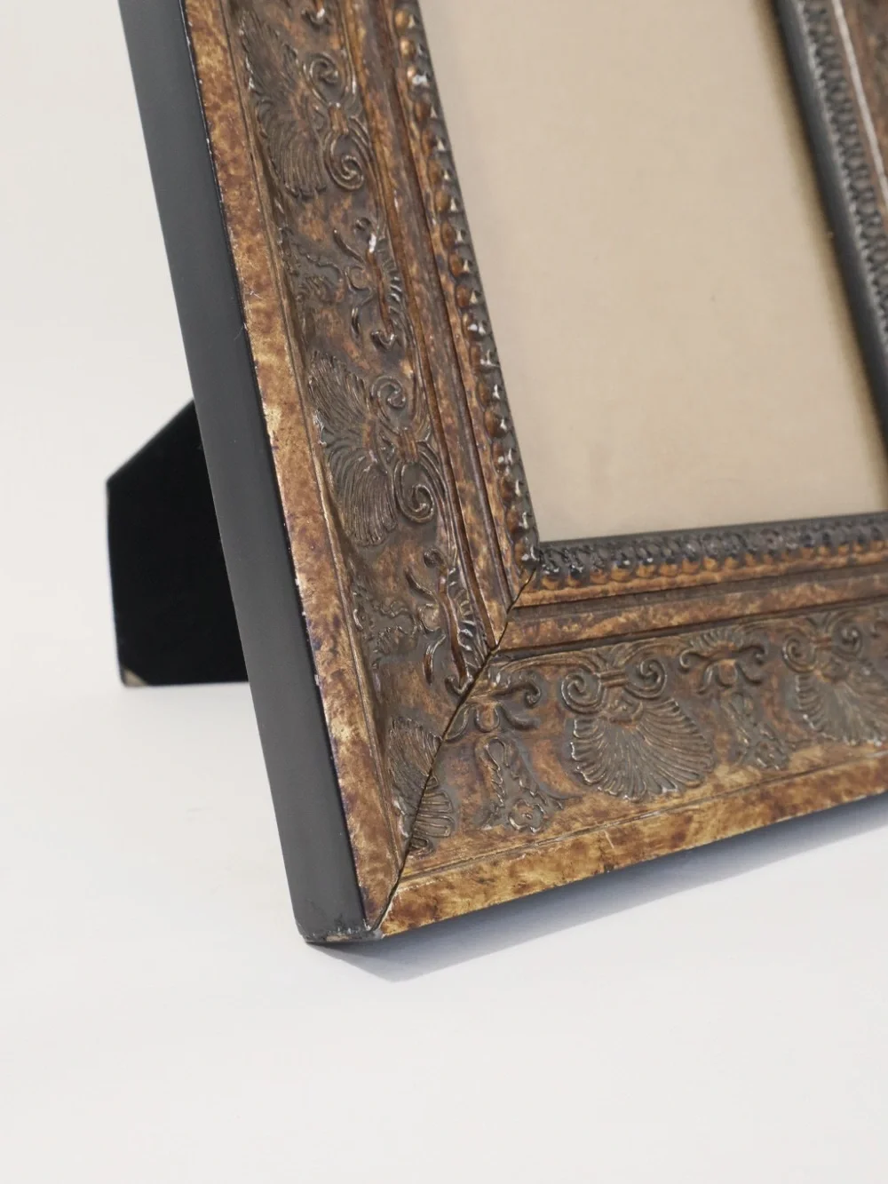 Ornate Antique Style Bronze Gold-toned Photo Frame Baroque embossed shell 9x11